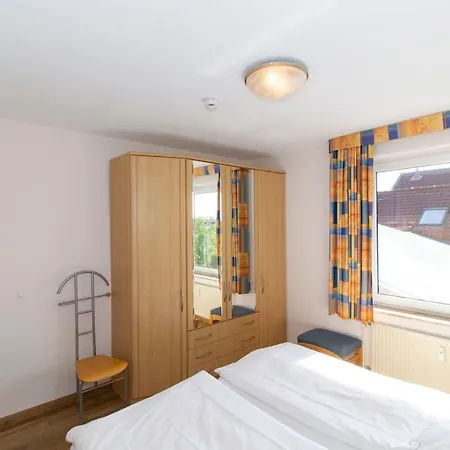 Apartment Trafalgar 328
